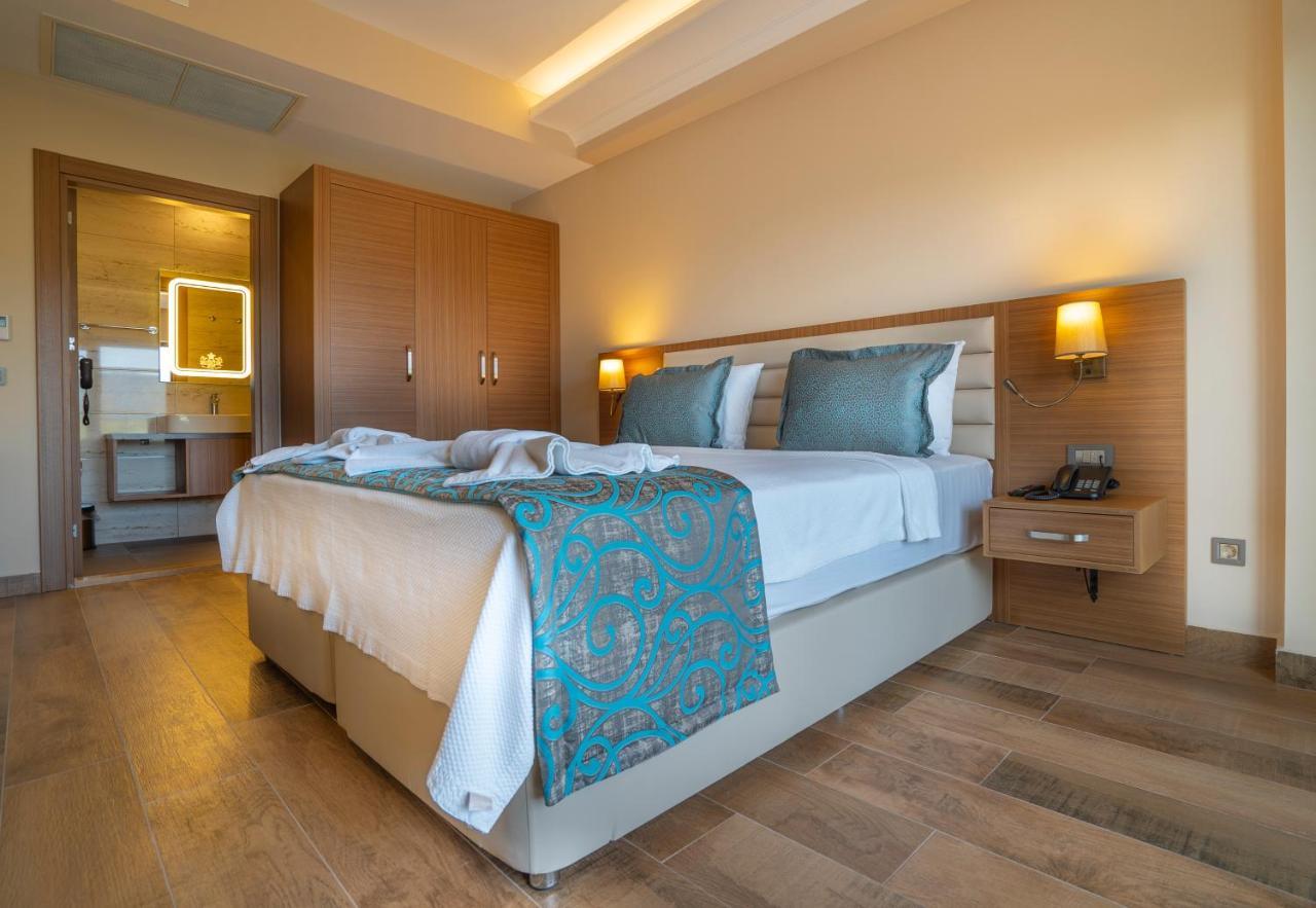 Hotel Live 3*